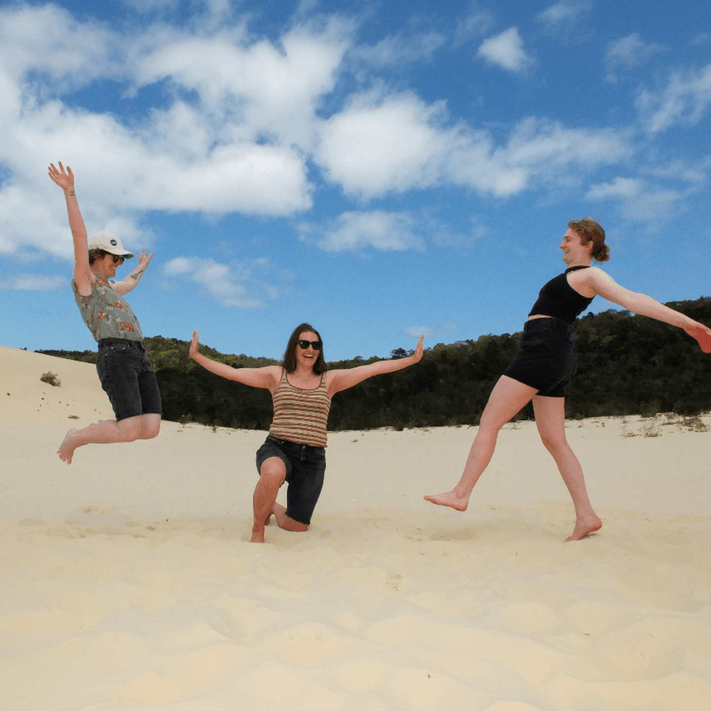 u8177556213_sand_-ar_11_-v_7_1dbdbe73-7d27-401f-8ecf-9eeb47f21132_2